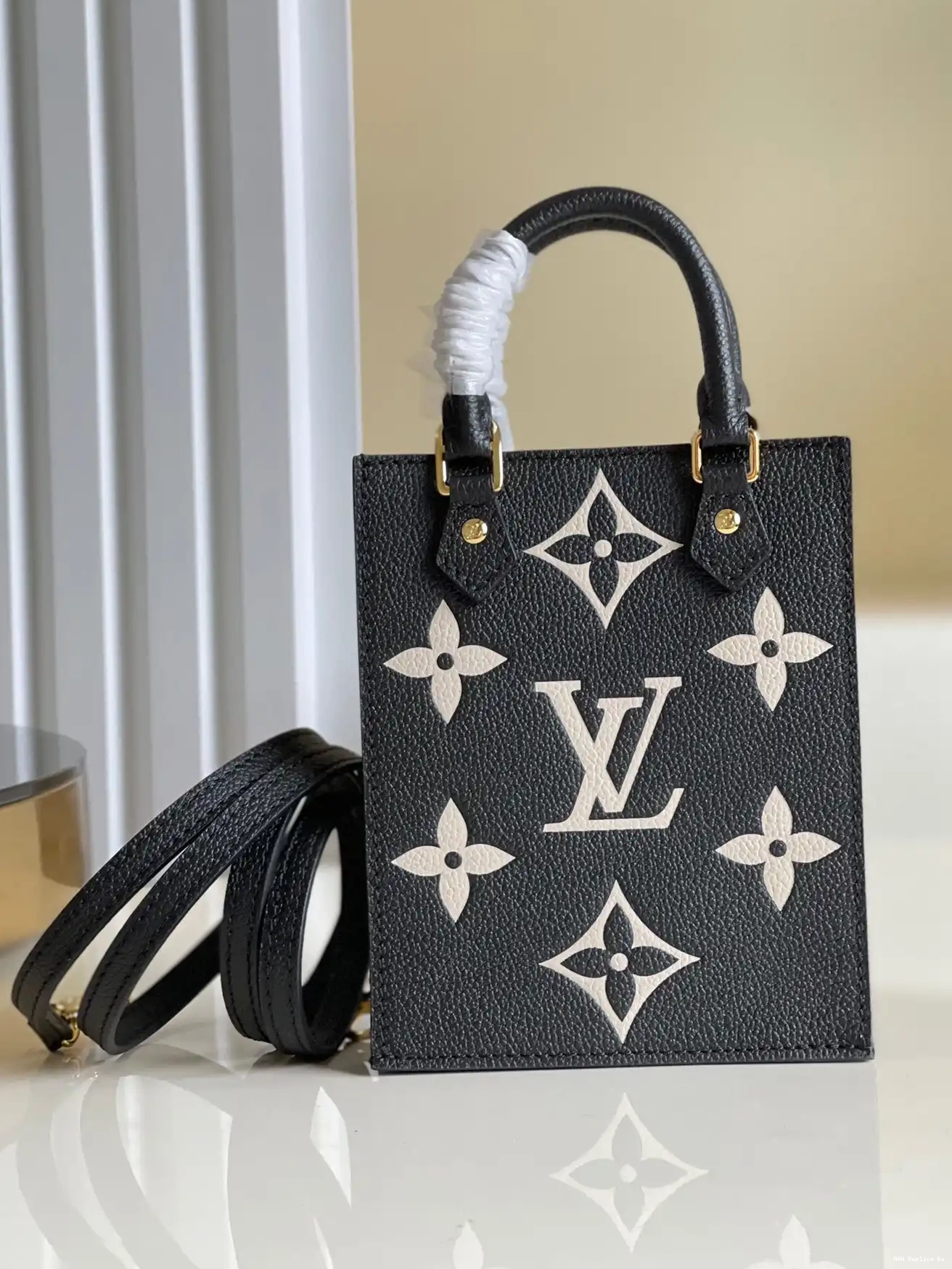 AAA Replica Ru PLAT PETIT SAC VUITTON LOUIS 0606